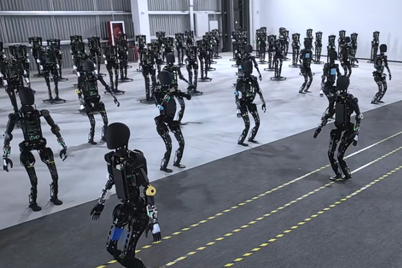 555000jcjc公海开启通用机器人商用量产